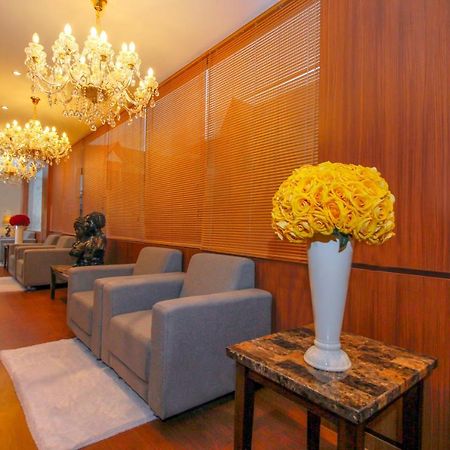 Petit Boutique Hotel Solo Dış mekan fotoğraf