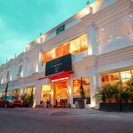 Petit Boutique Hotel Solo Dış mekan fotoğraf
