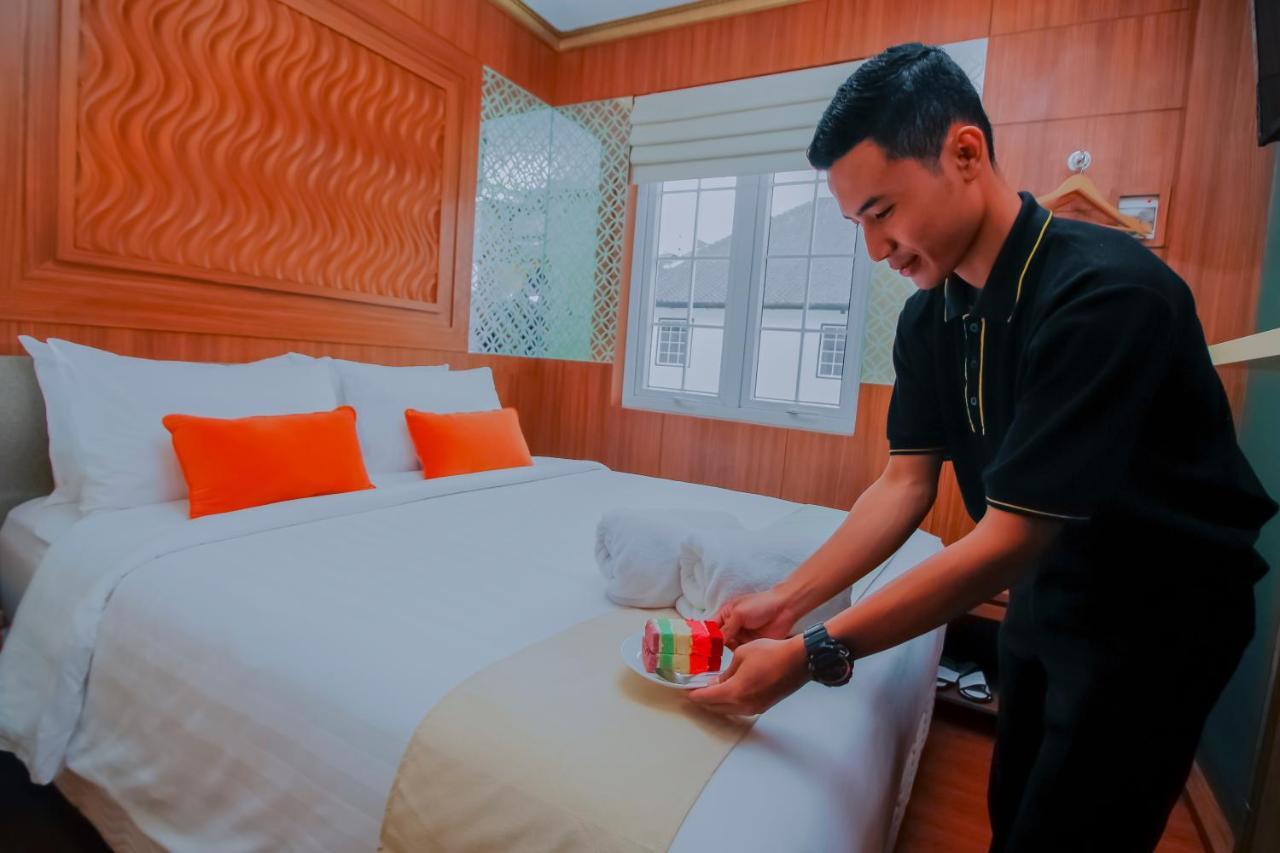 Petit Boutique Hotel Solo Dış mekan fotoğraf
