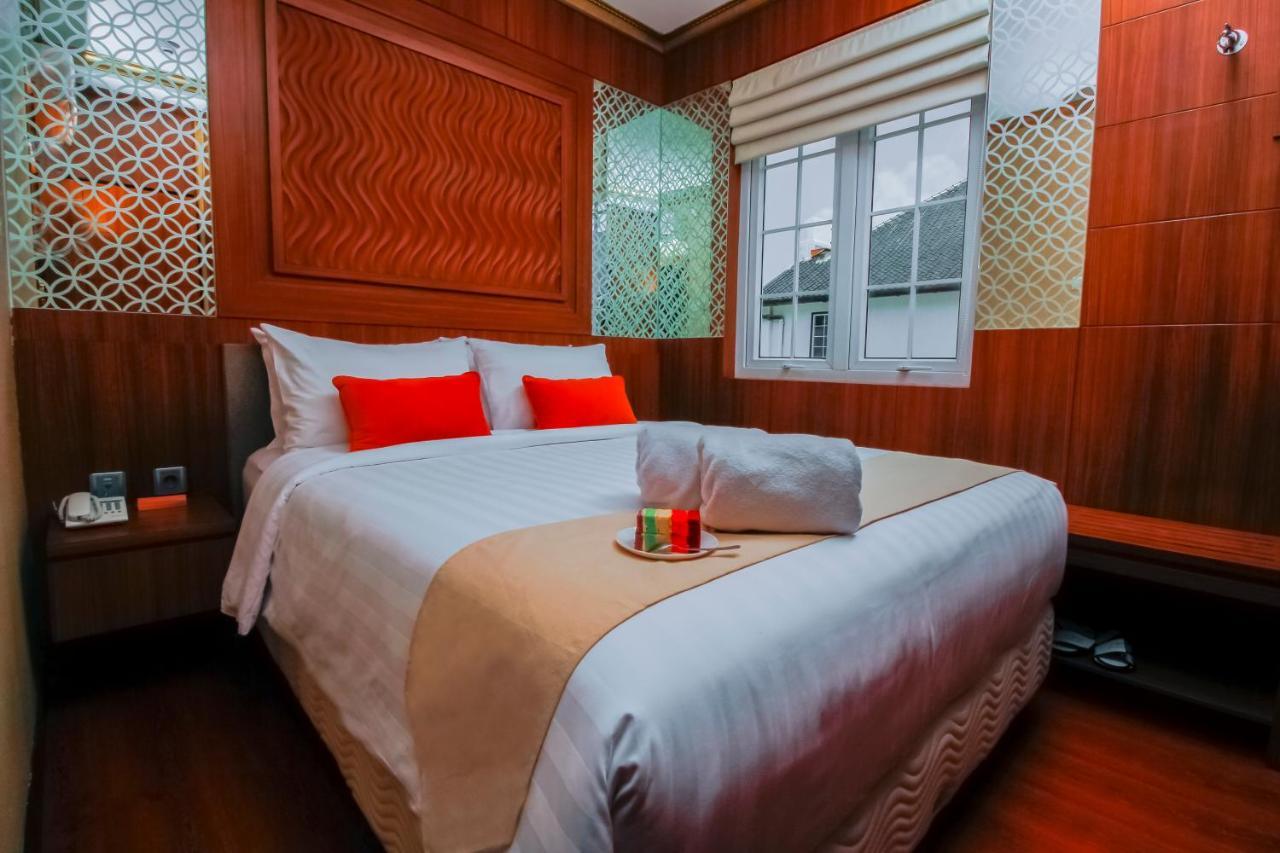 Petit Boutique Hotel Solo Dış mekan fotoğraf