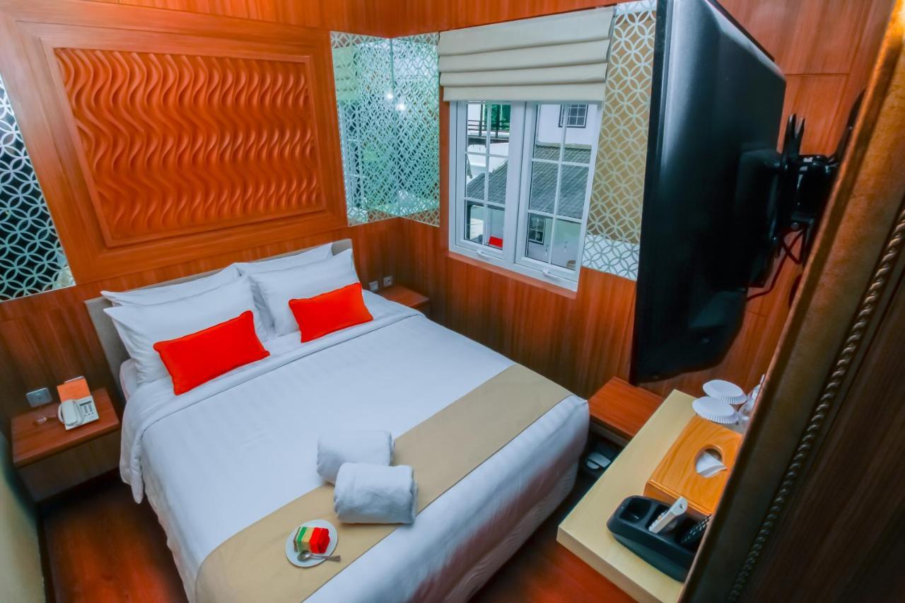 Petit Boutique Hotel Solo Dış mekan fotoğraf