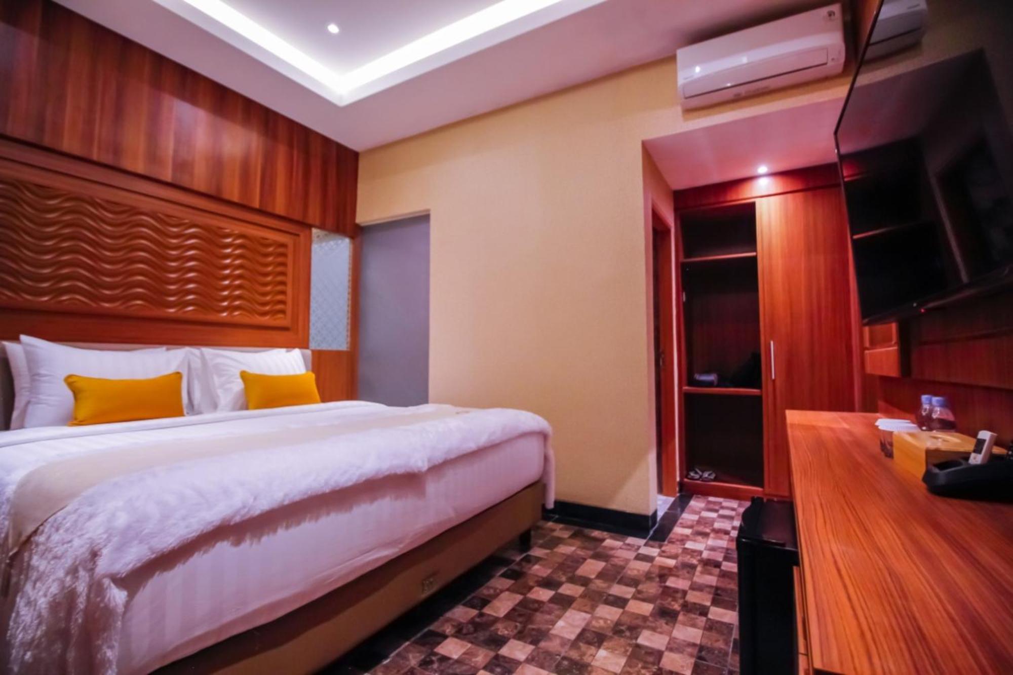 Petit Boutique Hotel Solo Dış mekan fotoğraf
